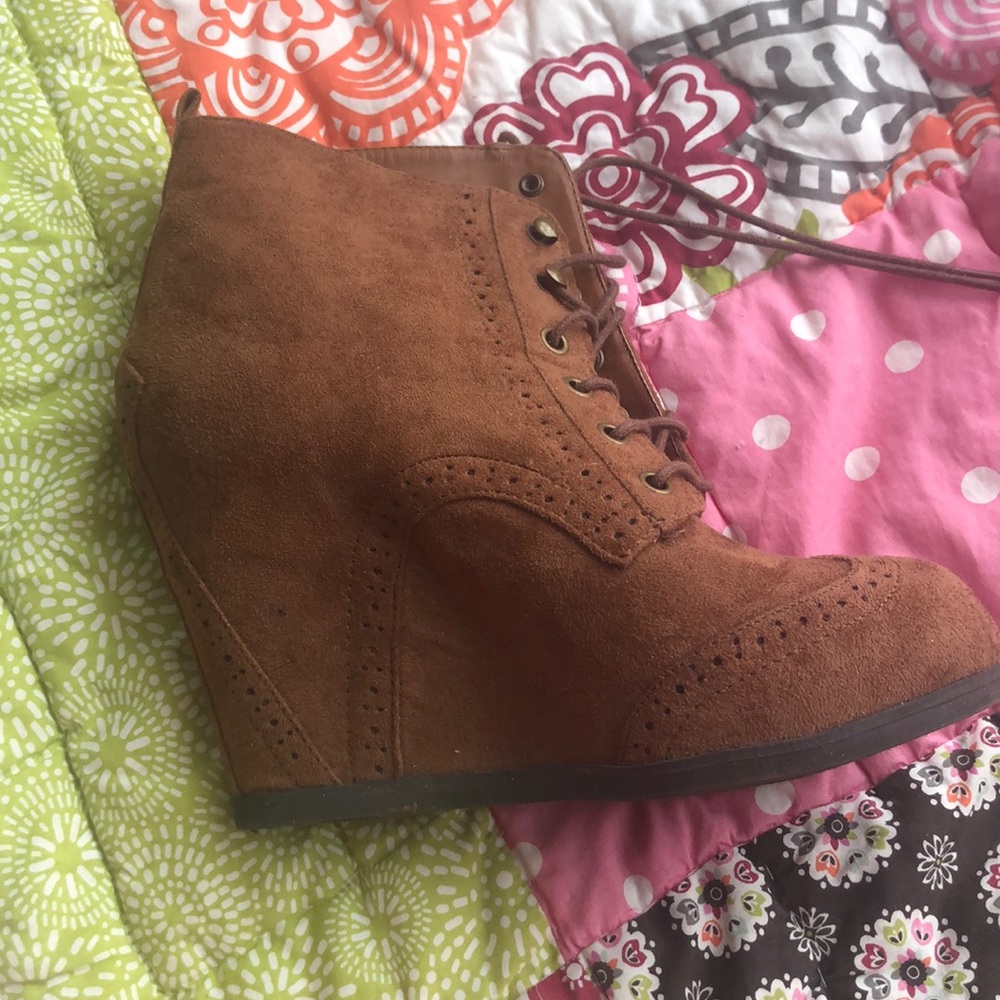 Wedge booties - Picture 2 of 3